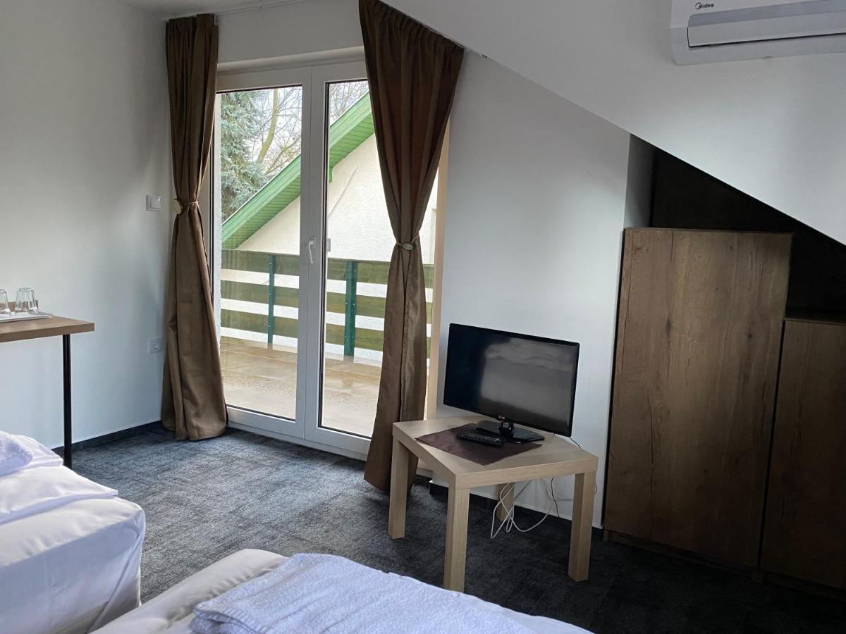 Bed and Breakfast A Fogado Bicske Exterior foto